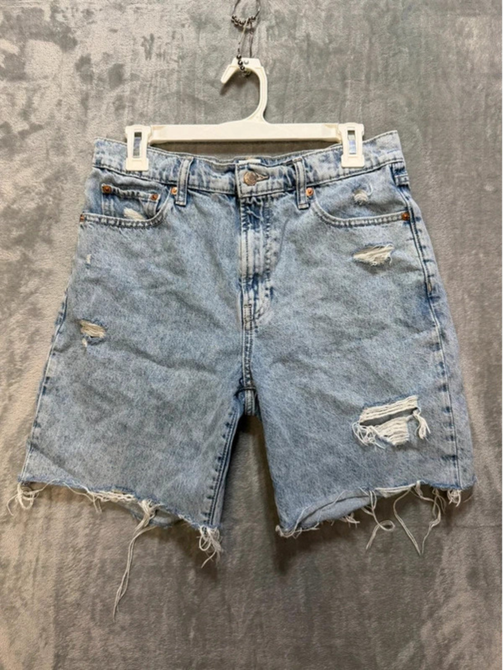 GAP Womens High Rise Loose Bermuda Denim Shorts Size 8 / 29 Light Wash